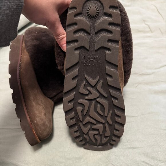 UGG folded over fur boots Size 9 - Picture 13 of 13